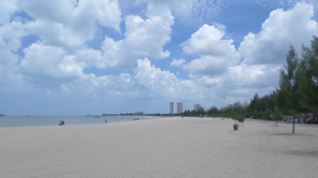 Melaka's Serene Coastal Escape