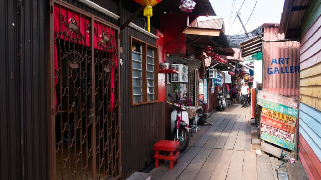 Cultural Immersion at Chew Jetty