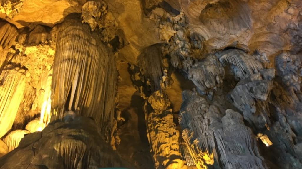 Kek Look Tong: Nature's Splendor Meets Spiritual Peace