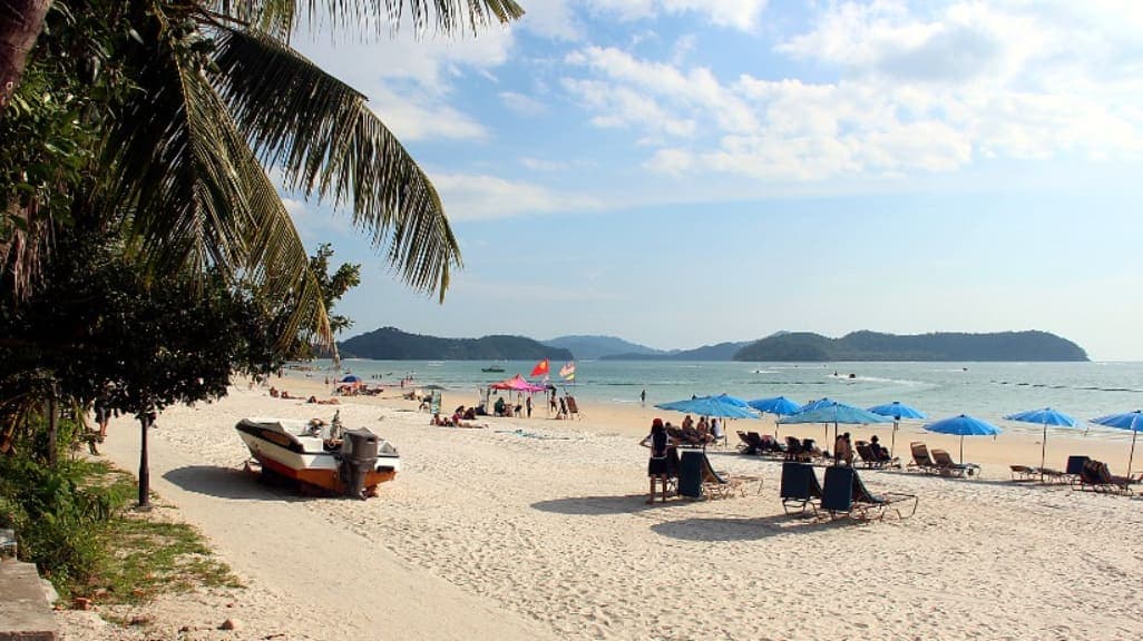 Pantai Cenang: Langkawi's Vibrant Beachfront