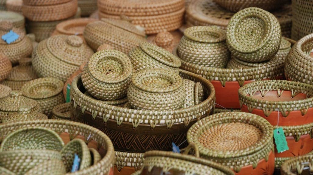 Gaya Street Sunday Market: Sabah's Street Shopping Experience