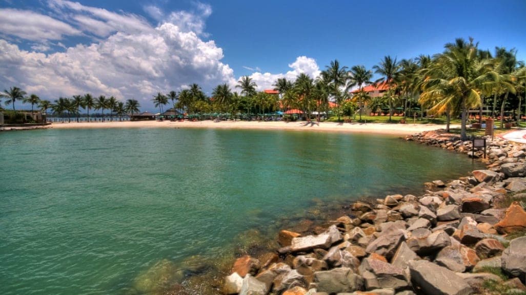Tanjung Aru Beach: Sabah's Sunset Paradise