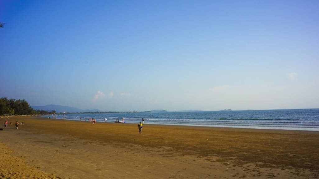 Tanjung Aru Beach: Sabah's Sunset Paradise