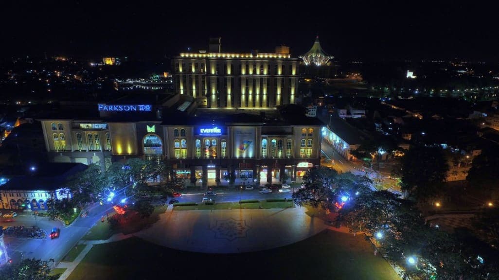 Plaza Merdeka: The Heart of Kuching's Shopping Scene