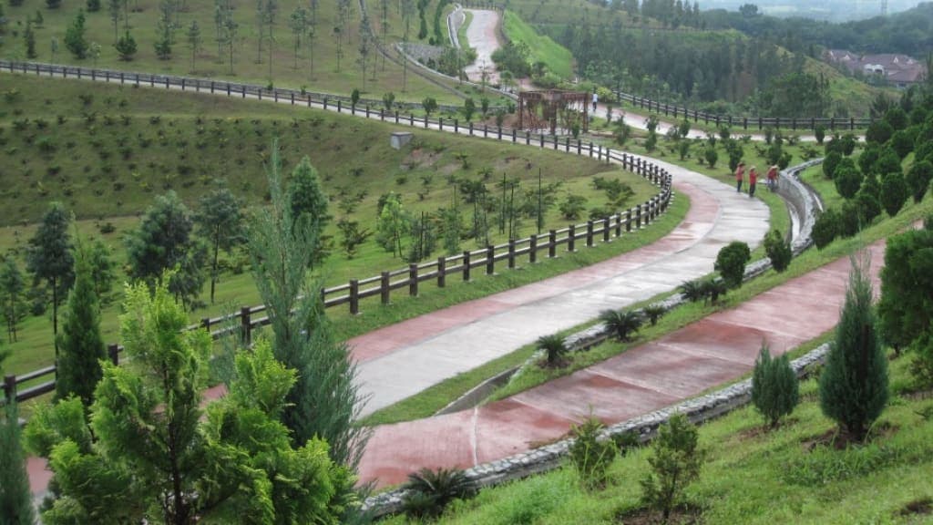 Green Utopia: Taman Saujana Hijau Putrajaya