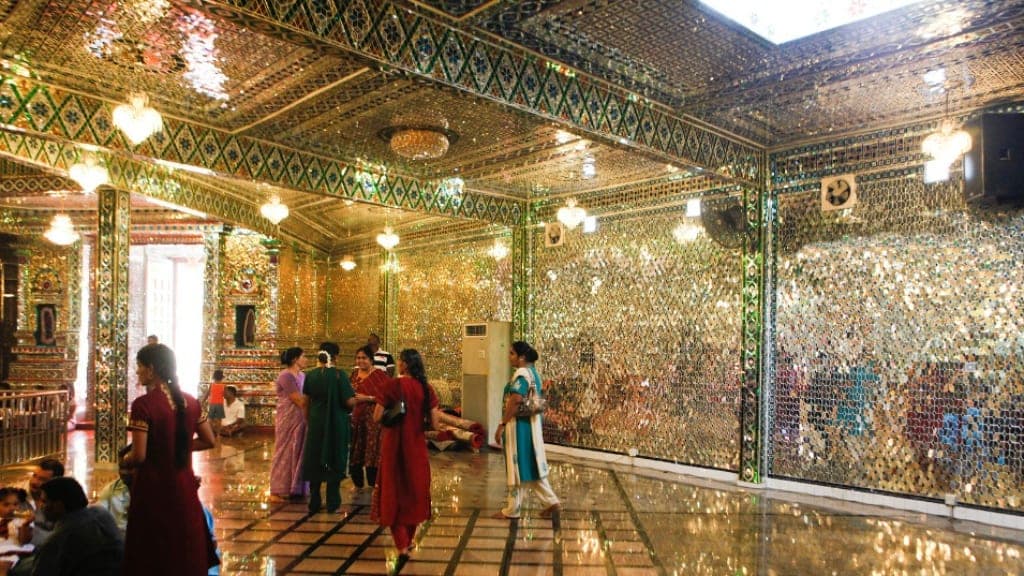 Arulmigu Sri Rajakaliamman Glass Temple