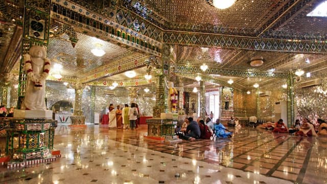 Arulmigu Sri Rajakaliamman Glass Temple