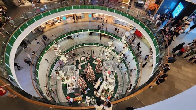 The Mall, Mid Valley Southkey