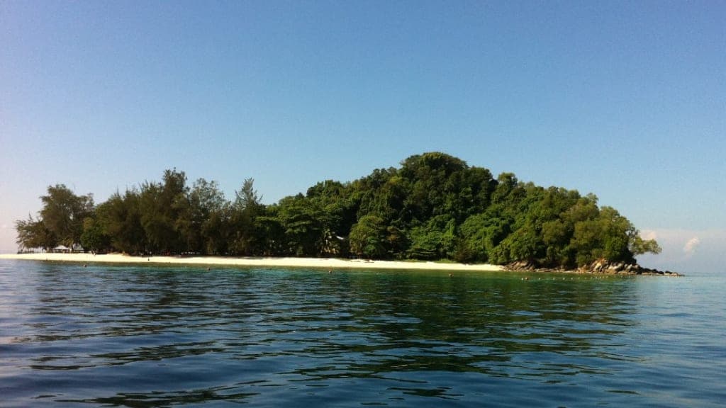 Manukan Island: A Pristine Escape in Borneo's Waters