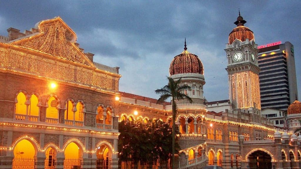 Sultan Abdul Samad Building: A Historical Landmark of Colonial Elegance