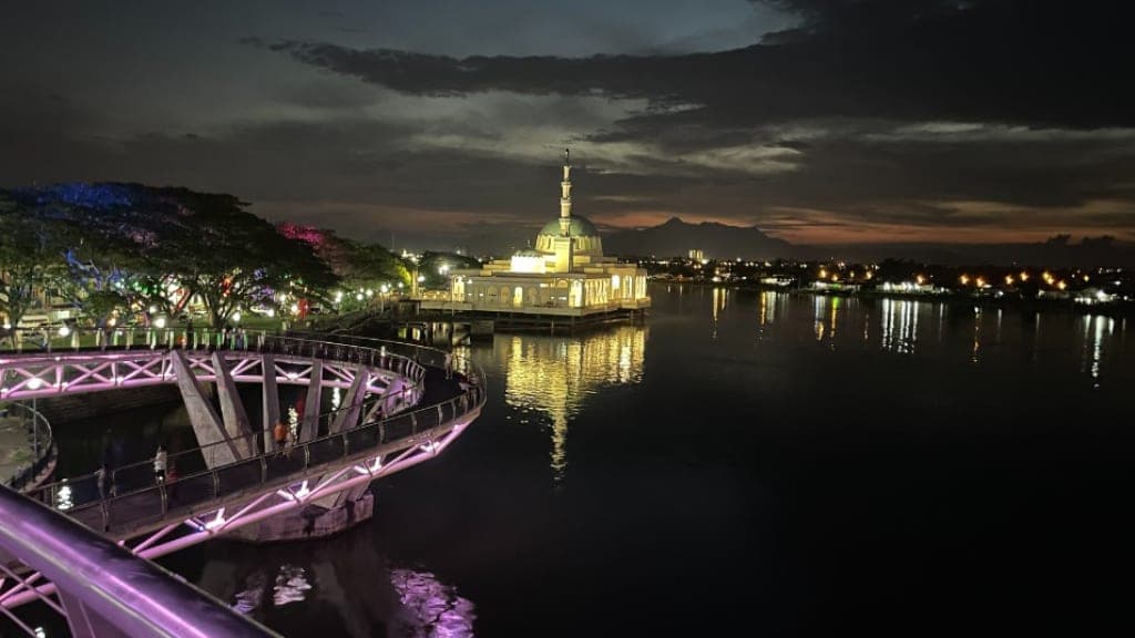 Darul Hana Bridge: A Modern Marvel Connecting Cultures