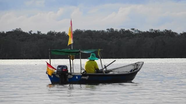 Sarawak Traditional Boat Cruise