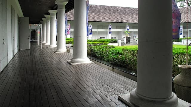 The Old Court House Kuching