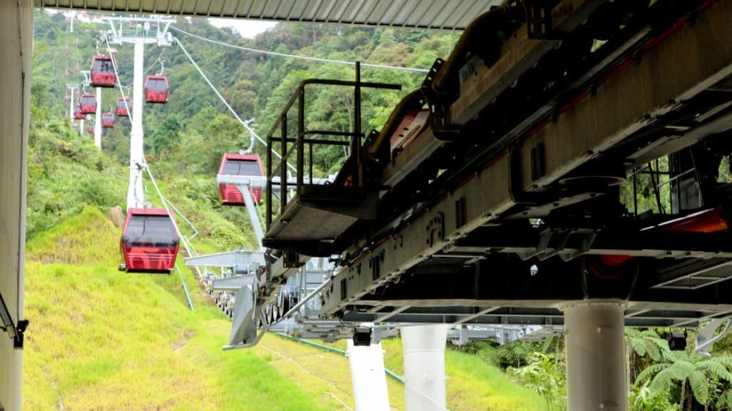 Awana SkyWay: A Scenic Gondola Ride to the Top
