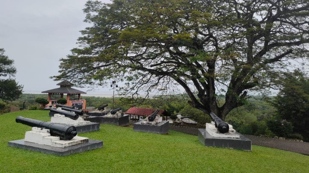 Malawati Hill: A Historical Exploration with Panoramic Views