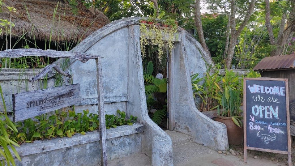 Smiling Buffalo Cafe