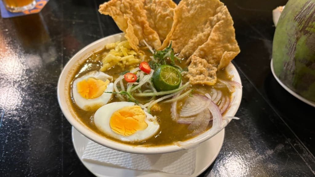 Geographér Café: A Nyonya Culinary Landmark