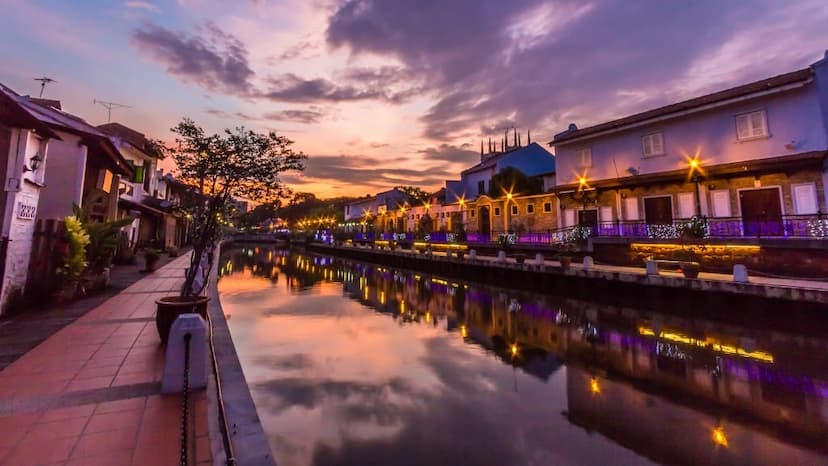 The Foodie's Tour of Melaka: Essential Restaurant Stops