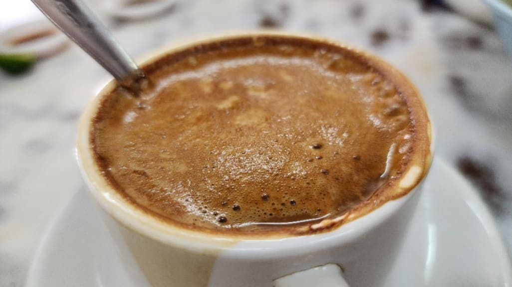 Kedai Makanan Nam Heong: The Epicenter of Ipoh's White Coffee