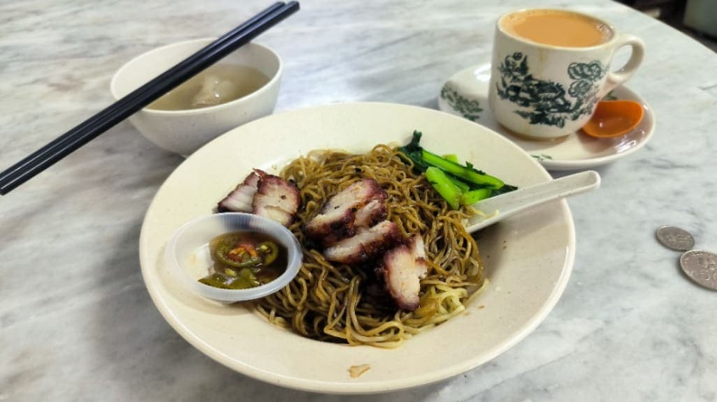 Kedai Kopi Sin Yoon Loong (新源隆白咖啡): A Vintage Coffee Experience
