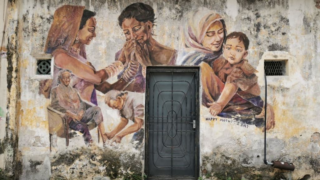 Mural Art's Lane: A Colorful Display of Street Art