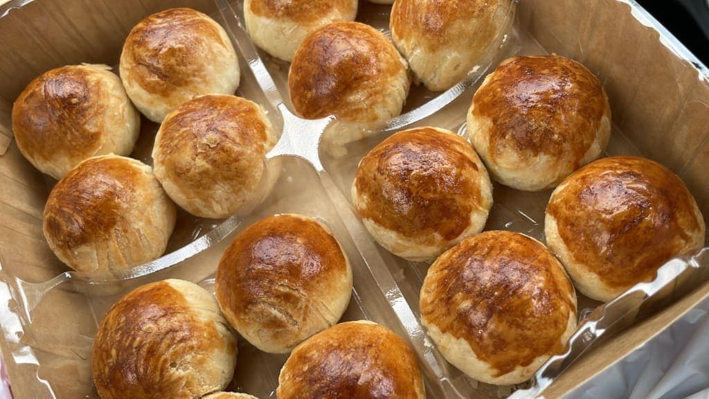 Him Heang Sdn Bhd: A Haven of Traditional Baked Goodness in Penang