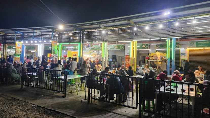 Medan Selera (Halal) Padang Brown