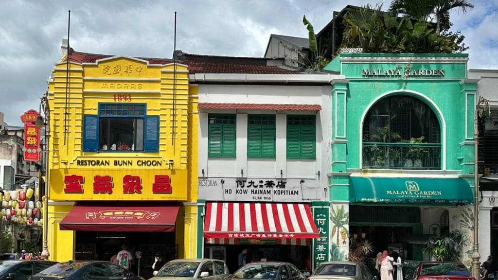 Ho Kow Hainam Kopitiam: A Brew of Tradition in Kuala Lumpur
