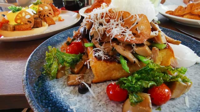 Breakfast Thieves APW Bangsar