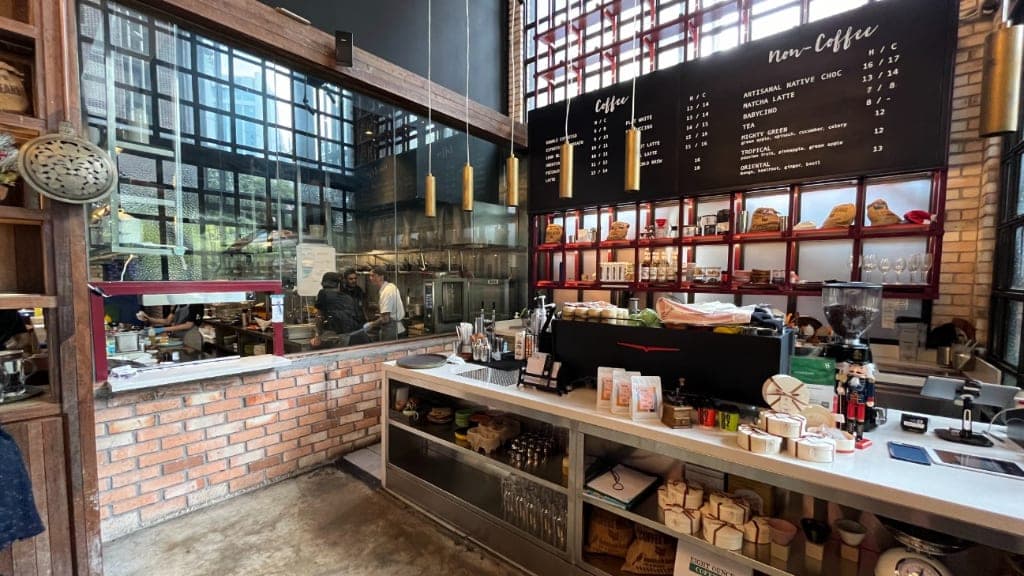 Tapestry: A Culinary Tapestry of Flavors and Textures in Kuala Lumpur