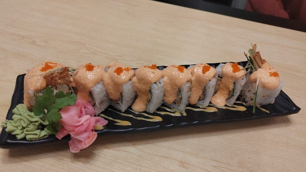 Warakuya Japanese Restaurant: A Fusion of Tradition and Modernity