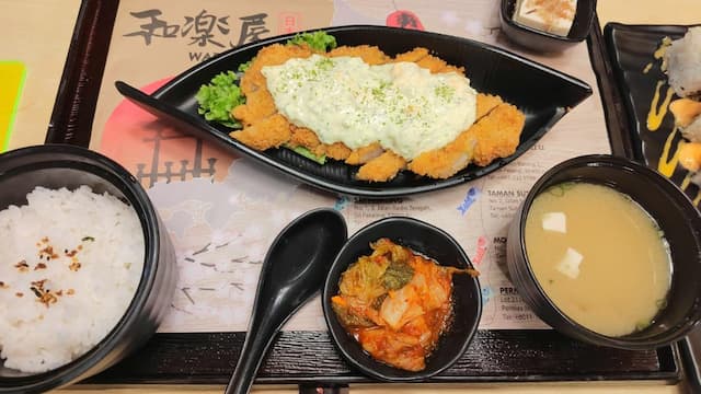 Warakuya Japanese Restaurant