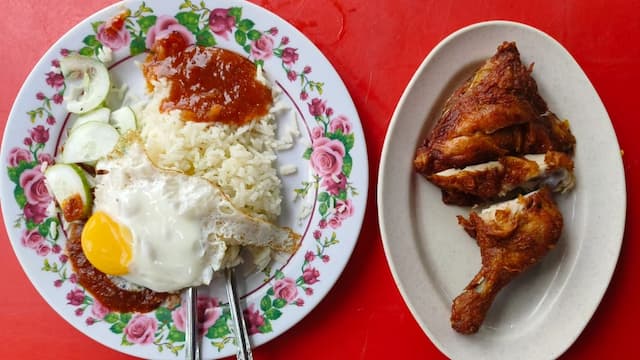 Gerai Big Tree Head | Food Court