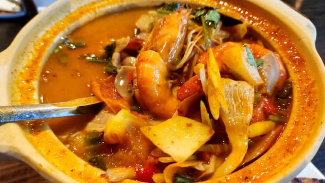 Baan Thai 2 Seafood & Thai Cuisine