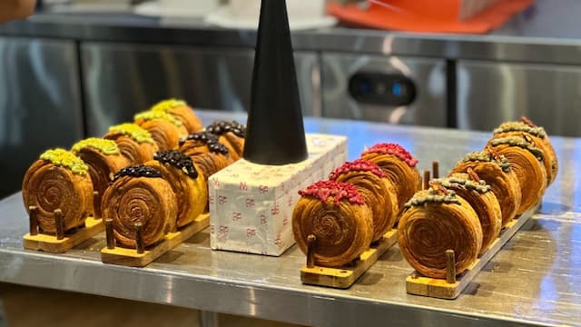 KLCG Confectionery & Bakery @Dataran Merdeka