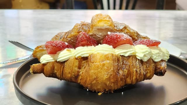 KLCG Confectionery & Bakery @Dataran Merdeka