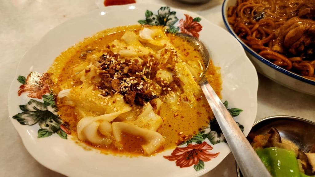 Ho Kow Hainam Kopitiam: A Brew of Tradition in Kuala Lumpur