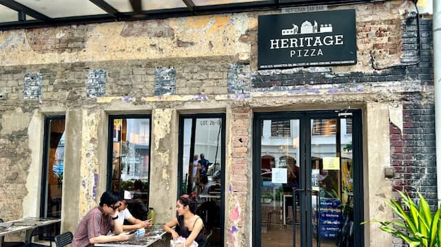 Heritage Pizza KL