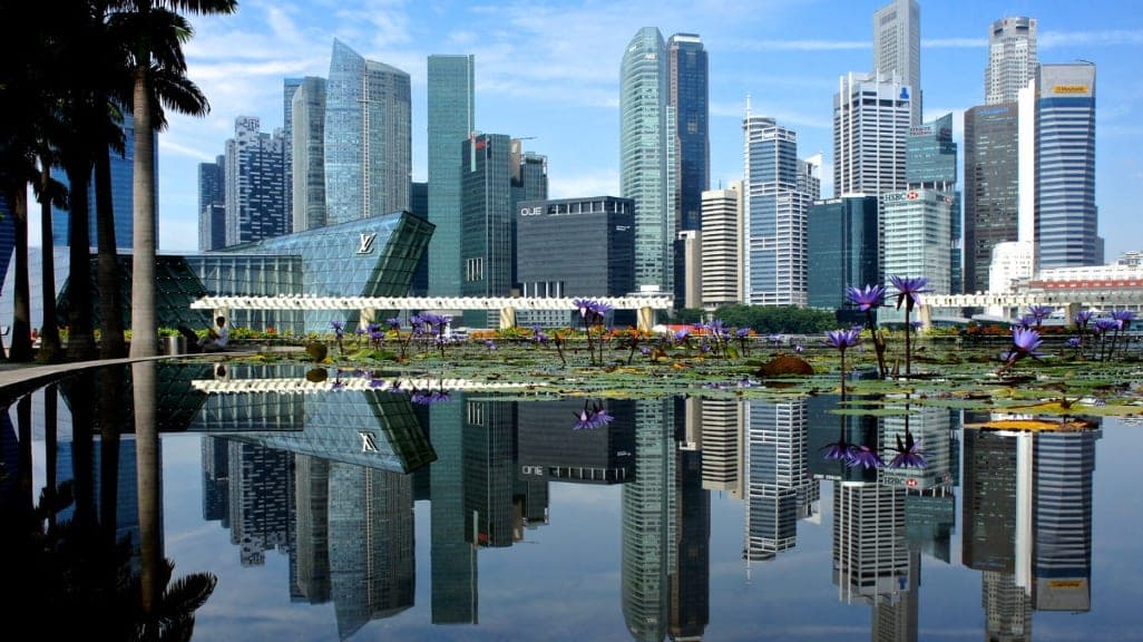 Marina Bay Waterfront Promenade: A Scenic Stroll