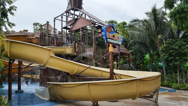 Adventure Cove Waterpark