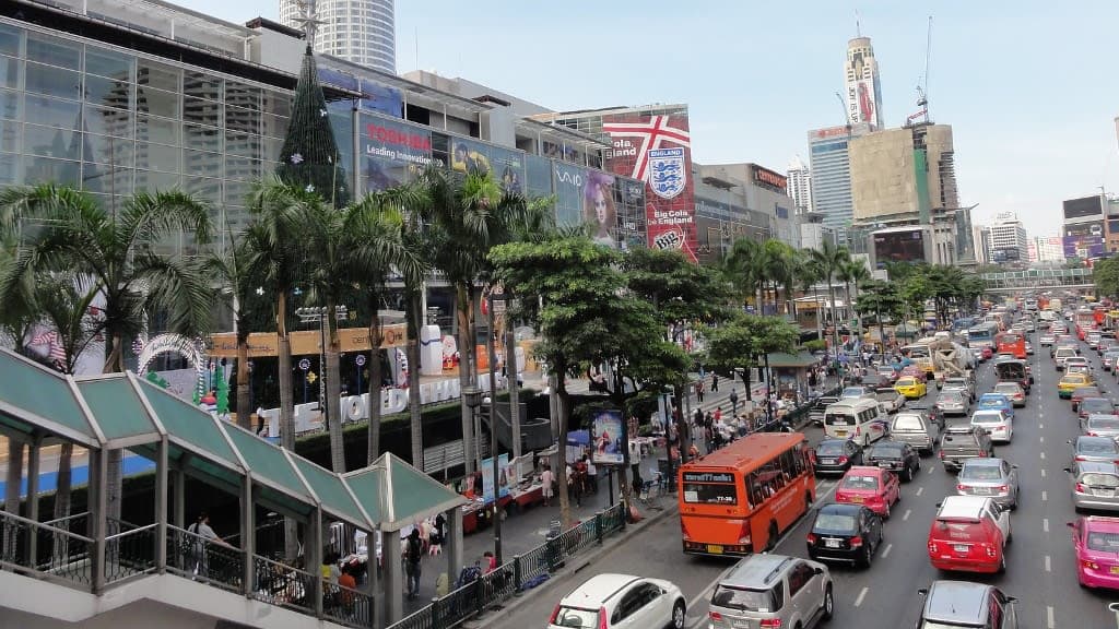 centralwOrld: A Universe of Retail and Entertainment