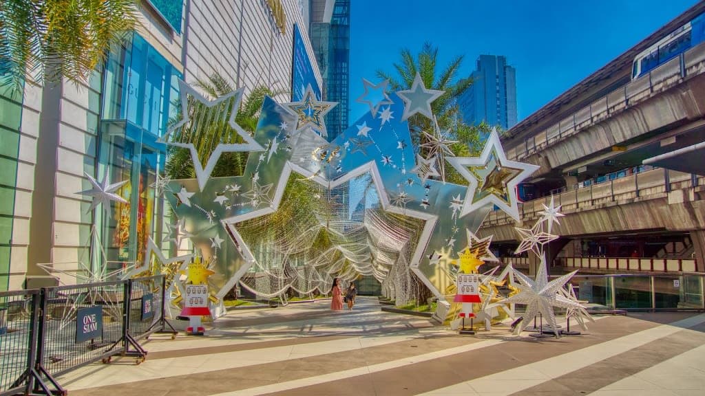 Siam Paragon: The Epitome of Luxury Shopping in Bangkok