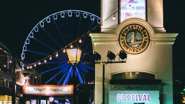 Asiatique The Riverfront
