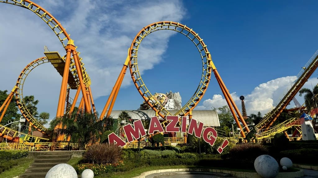 Siam Amazing Park: A Thrilling Escape into Fun and Fantasy