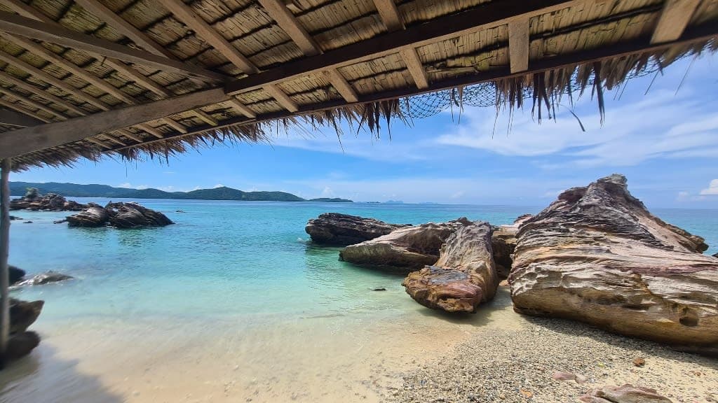 Khai Nai Island: A Secluded Paradise for Sun-Seekers and Snorkelers