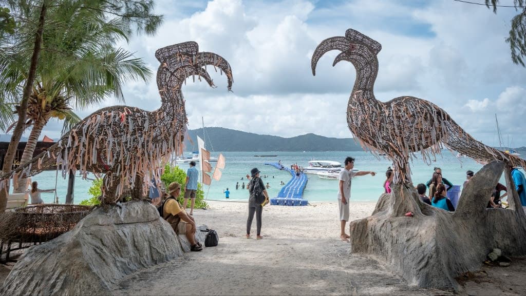 Coral Island: A Vibrant Underwater World Awaiting Discovery
