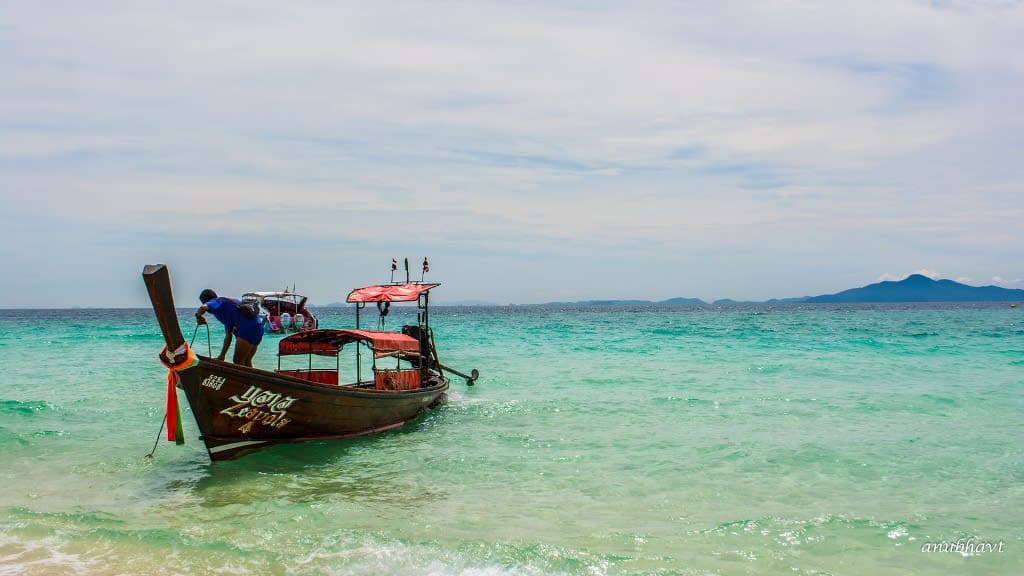 Ko Poda Beach: Iconic Beauty and Serene Waters