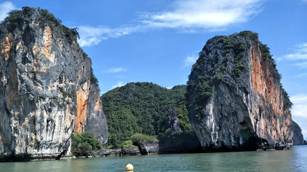 Khao Phing Kan: The Iconic James Bond Island's Dramatic Beauty