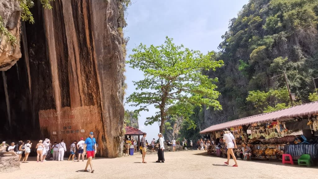 Khao Phing Kan: The Iconic James Bond Island's Dramatic Beauty