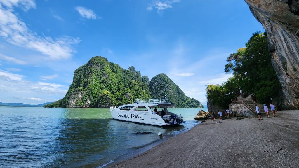 Khao Phing Kan: The Iconic James Bond Island's Dramatic Beauty